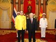 Le président Nguyen Phu Trong reçoit les ambassadeurs de différents pays