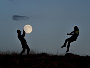 Des "photos uniques" avec la lune