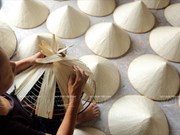 Chapeau conique de Phu Châu