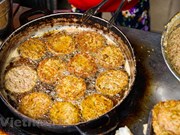 Cha ruoi (Hachis frit de néréides) - un délice automnal de Hanoï 
