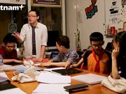 Des cours d'anglais gratuits pour les enfants malvoyants à Hanoï