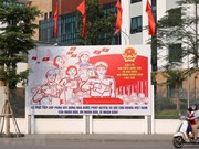 Les rues de Hanoï décorées de panneaux pour saluer les prochaines élections législatives