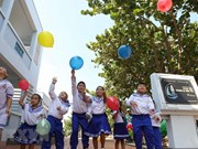 Les petits enfants, futurs citoyens sur l'achipel de Truong Sa