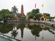 La pagode Trân Quôc, une fleur de lotus sur le lac de l'Ouest