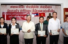 Clôture du 1er cours de langue vietnamienne destiné aux cadres laotiens