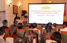 Les 70 ans de la diplomatie du Vietnam célébrés dans plusieurs pays  