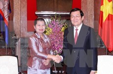Le président Truong Tan sang reçoit la vice-PM cambodgienne