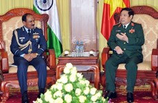 Vietnam et Inde intensifient la coopération bilatérale dans la défense