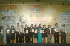 Remise du Top 5 et de la médaille d'or des TIC Vietnam 2015 
