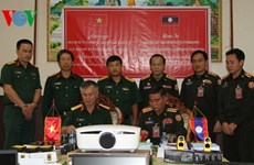 Le Vietnam aide le Laos dans la formation en topographie militaire