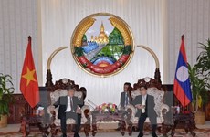 Le ministre vietnamien de la Justice reçu par le PM laotien