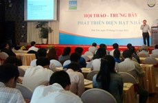Colloque-exposition sur le développement de l’énergie nucléaire du Vietnam 