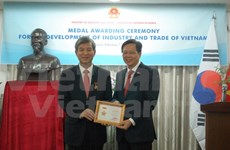 L’ancien secrétaire général du Centre ASEAN-R. de Corée à l’honneur 
