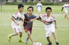 La Norvège aide Thua Thien-Hue dans le développement des clubs de football