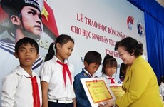Des bourses pour des élèves d’ethnies minoritaires dans la province de Khanh Hoa