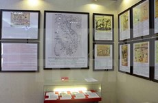 Exposition sur Hoàng Sa et Truong Sa à Hoa Binh