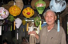 Le pionnier de l’artisanat des lampions à Hôi An