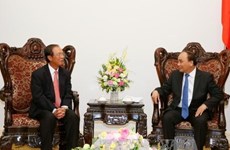 Le PM Nguyen Xuan Phuc reçoit le ministre cambodgien des Postes et des Télécommunications