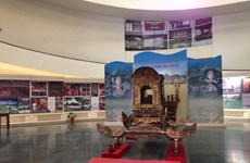 Le Musée de Hanoï expose les documents et les objets collectionnés durant la période 2015-2016