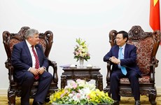 Le Royaume-Uni invité à participer au processus de restructuration économique du Vietnam