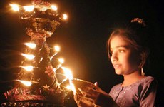 Diwali, la fête hindoue des lumières, célébrée à Hanoi