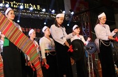 Ouverture de la fête de la culture des gôngs à Hoa Binh