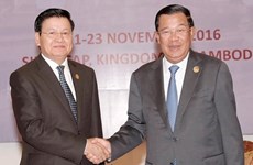 Inauguration de la nouvelle paire de portes frontalières entre le Cambodge et le Laos