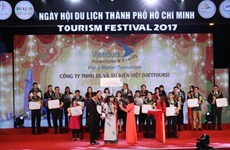 Honorer 100 meilleures marques touristiques de Hô Chi Minh-Ville