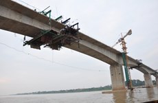 Nam Dinh : Mise en chantier du pont Thinh Long