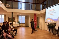 Ouverture de la première classe de langue vietnamienne aux Pays-Bas