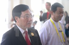 Activités du vice-Premier ministre Pham Binh Minh au Myanmar