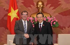 Le Vietnam et le Canada renforcent leurs liens législatifs