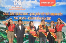 Khanh Hoa accueille son 2 millionième visiteur étranger en 2017