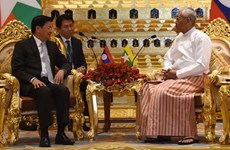 Le Premier ministre laotien en visite au Myanmar