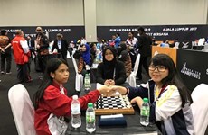 Une malvoyante brille au championnat d’échecs d’Asie du Sud-Est