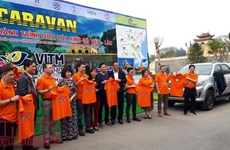 Lancement d’un circuit-caravane traversant sept localités vietnamiennes et laotiennes