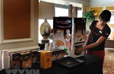 Le stand vietnamien attire au 15e Salon international des produits Halal