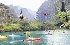 Quang Binh travaille pour stimuler le développement du tourisme