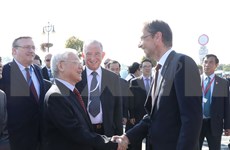Le secrétaire général Nguyen Phu Trong en visite dans la ville hongroise de Szentendre 