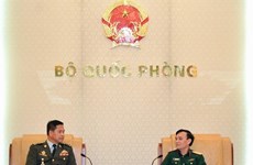 Le Vietnam et le Cambodge intensifient la coopération en matière d'information militaire