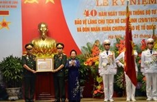 Célébration de la Journée traditionnelle de l’Unité protégeant le mausolée Hô Chi Minh 