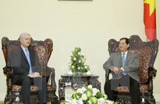 Le PM Nguyen Tan Dung reçoit le nouveau directeur national de la BAD au Vietnam 