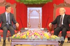 Nguyên Phu Trong reçoit le nouvel ambassadeur du Laos au Vietnam 