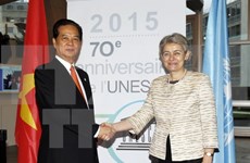 Le PM Nguyen Tan Dung rencontre la directrice générale de l’UNESCO