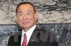 Le président de la Chambre des conseillers du Japon entame sa visite au Vietnam