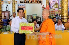 Hau Giang : félicitations aux Khmers à l’occasion de la fête Chol Chnam Thmay