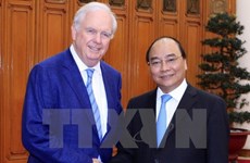 Le PM Nguyen Xuan Phuc reçoit un professeur de l'Université de Harvard