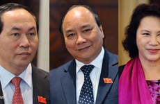 Messages de félicitation aux dirigeants vietnamiens