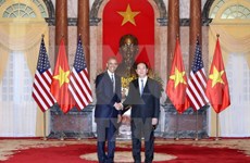 Entretien entre les présidents vietnamien et américain