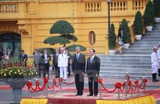 Cérémonie d'accueil officielle du Président américain Barack Obama à Hanoi 